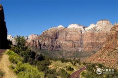 2025年蛇寶寶晚上出生吉時分析