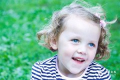 2025年蛇寶寶和父母屬相和諧度解析